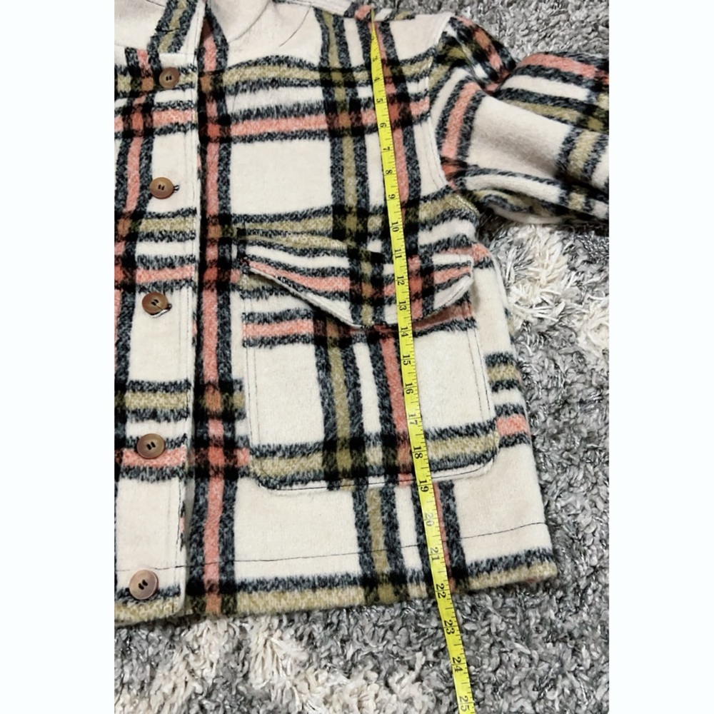 Bagatelle Shacket - Picture 9 of 14